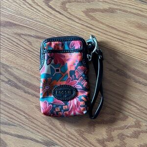 Fossil Floral Wristlet Pouch